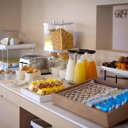 Domu Simius Hotel